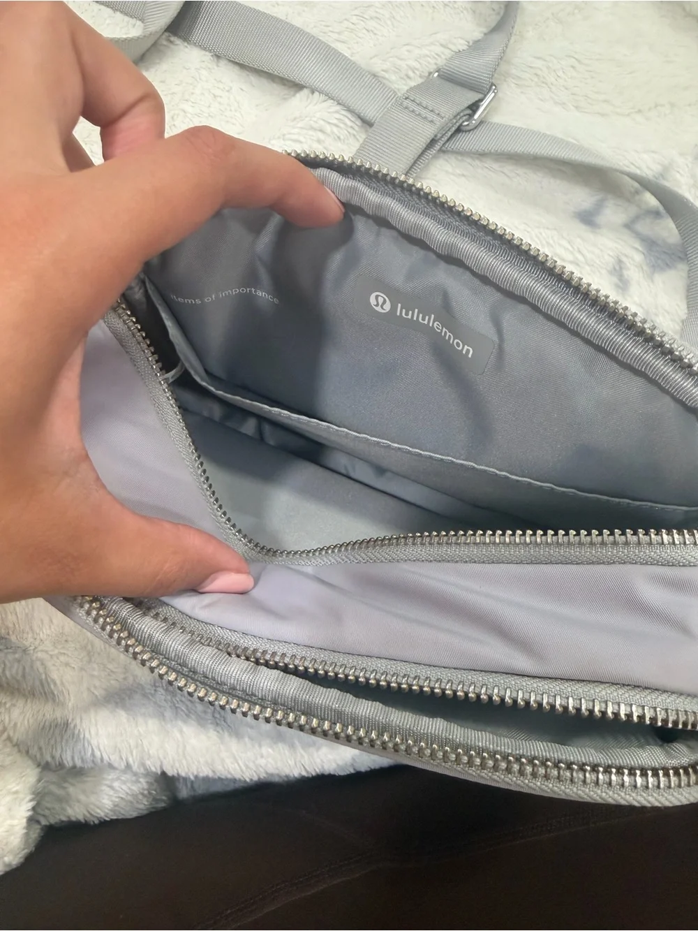 lululemon crossbody camera Gray Bag
